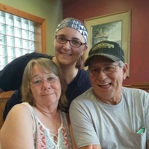 Meet your Posher, Ashley